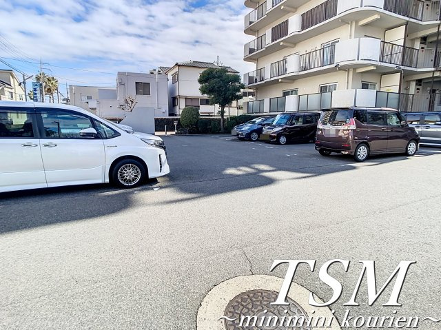 枚方光善寺スカイハイツの駐車場