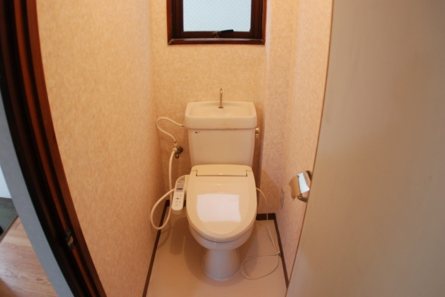 郡津マンションのトイレ