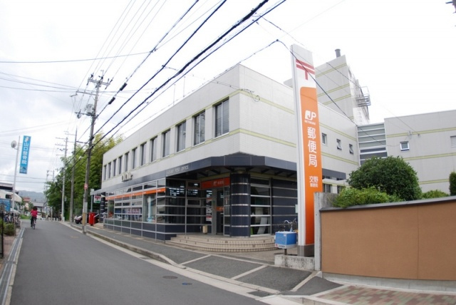 郡津マンションの周辺