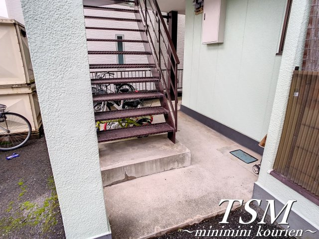 郡津マンションのエントランス|エントランス