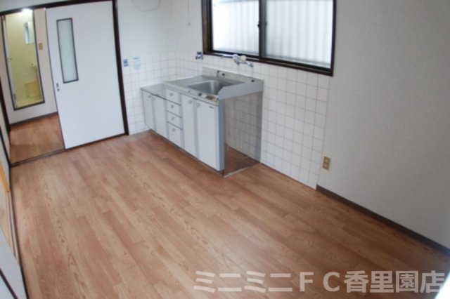 郡津マンションのキッチン