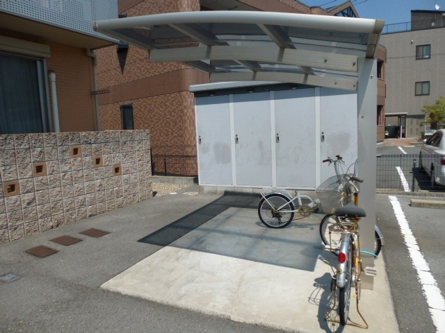 アヴァンセのその他共用部分|自転車置き場