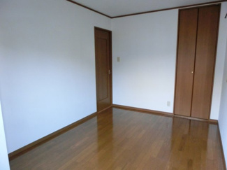 【寝室】