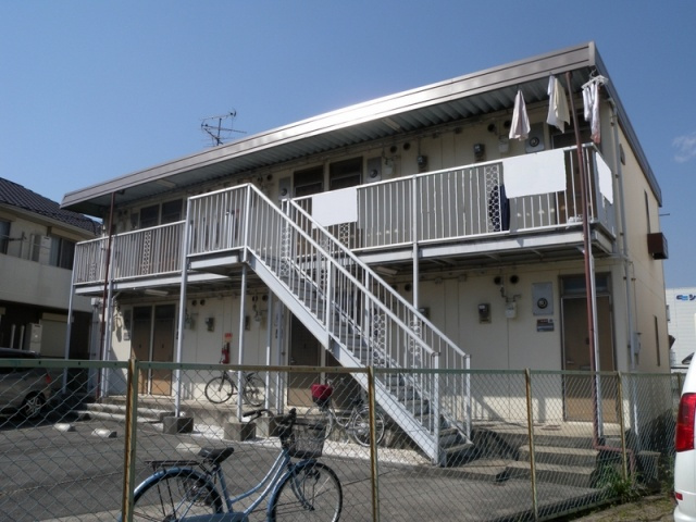 入江ハイツの外観