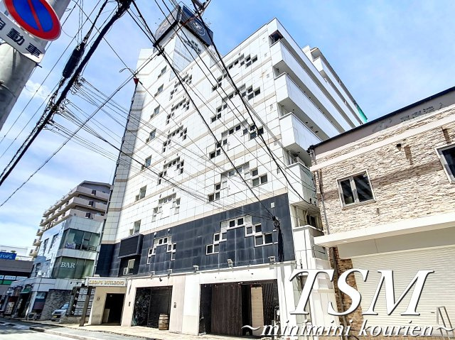 ＬＥＯＮ’Ｓ　ＢＵＩＬＤＩＮＧの外観