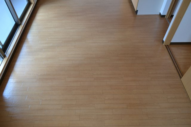 Ｍ’プラザ 香里壱番館の居間・リビング