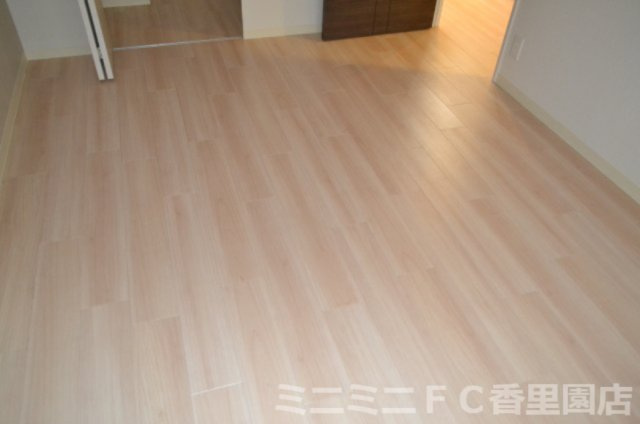 Ｍ’プラザ 香里六番館の洋室