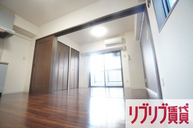 ピスタ２１の居間・リビング