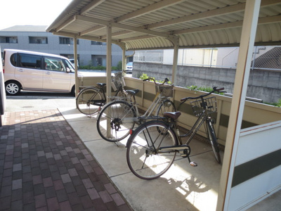 【その他共用部分】 | ビアンシャトレーン | 駐輪場