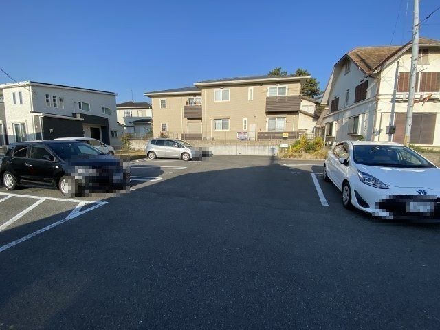 リアンジュの駐車場