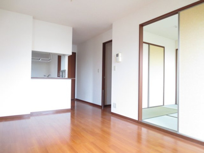 【居間・リビング】 | サンハイツ加古川２ | ※１階のお部屋のお写真です※