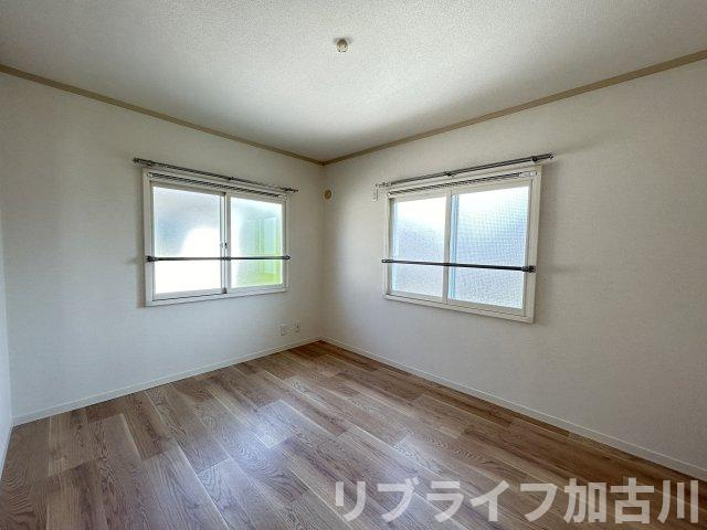グリーンアヴェニュー古宮の寝室