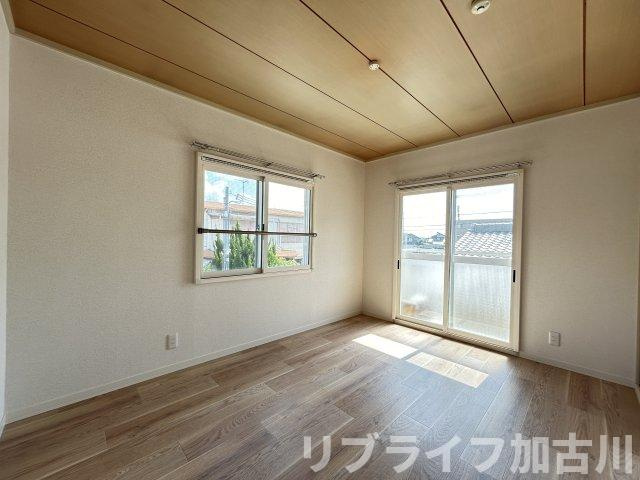 グリーンアヴェニュー古宮の洋室