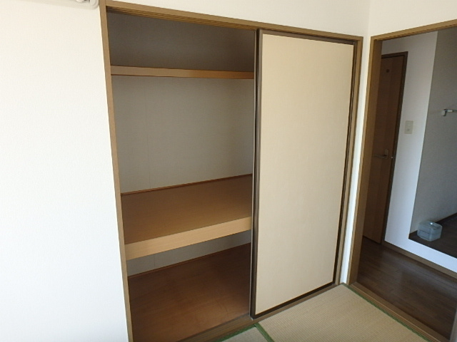 ドミールＢ棟の収納
