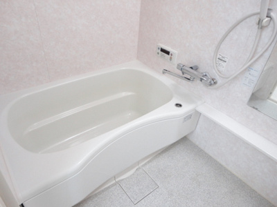 【浴室】 | メゾン・ル・シエール | ※リノベ前のお写真です※