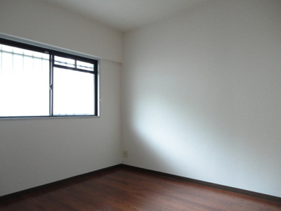 【洋室】 | メゾン・ル・シエール | ※リノベ前のお写真です※