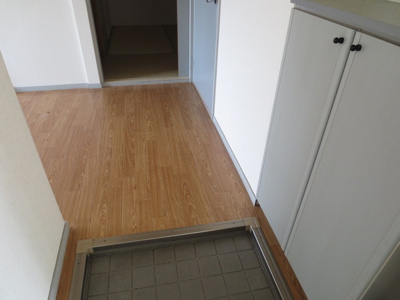 【玄関】 | メゾンゼルカバＢ棟