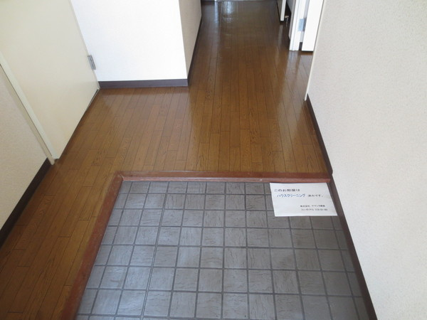 カサベルデ加古川の玄関