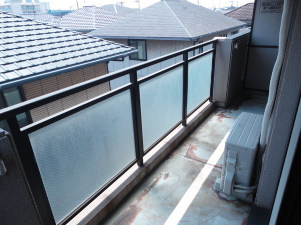 加古川市別府町石町の賃貸マンションのバルコニー