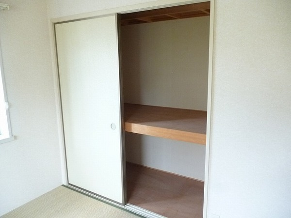 プリミエール一色の収納