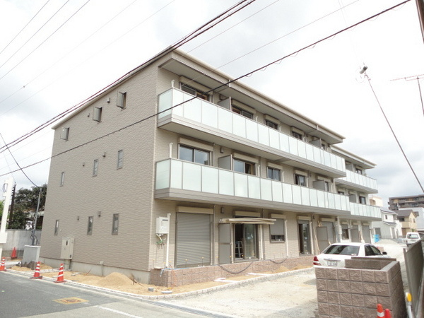 シャーメゾン粟津