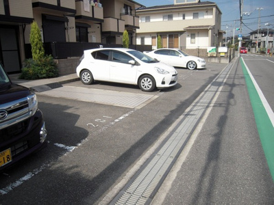 【駐車場】 | メゾンアルカディア