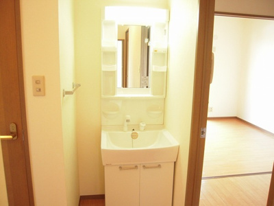 【洗面所】 | メゾンアルカディア