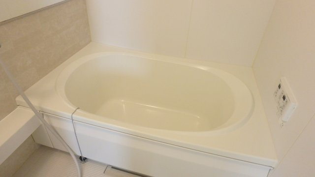 シャーメゾン水足Aの浴室