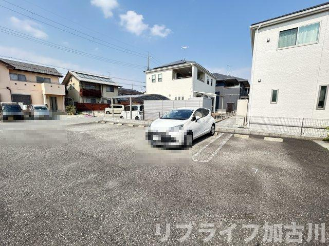 サンガーデン田中２の駐車場