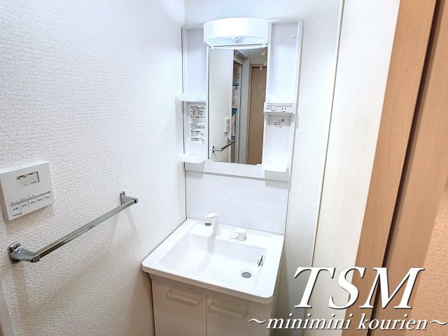 リヴィックスマンションの独立洗面台