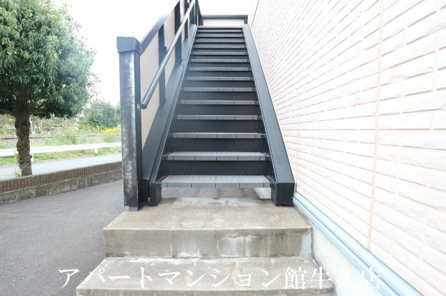 アークグレイスⅡAのエントランス