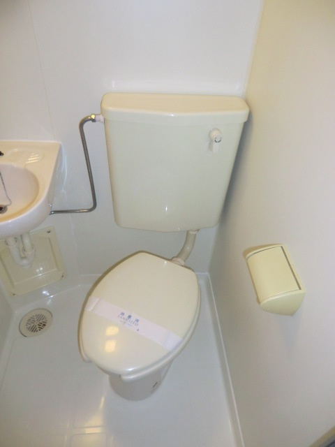 グランドハイツ三津屋北のトイレ