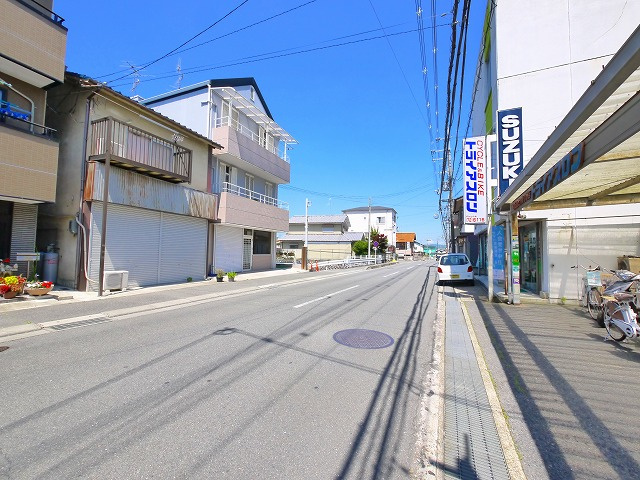 岡野ビルの周辺