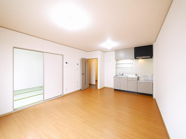 パストラルジュセイ壱番館の和室|日本らしい落ち着いた雰囲気の和室です