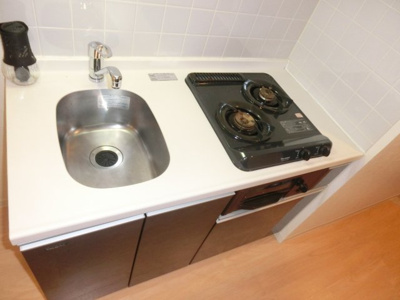 【キッチン】 | ボーテ | ２口のシステムキッチン＋グリル付