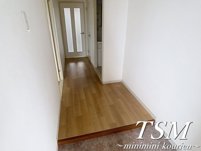 ＰＬＵＭ　ＣＩＴＹ　ＲＥＳＩＤＥＮＣＥ　ＮＥＹＡＧＡＷＡの玄関