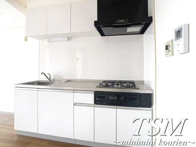 ＰＬＵＭ　ＣＩＴＹ　ＲＥＳＩＤＥＮＣＥ　ＮＥＹＡＧＡＷＡのキッチン