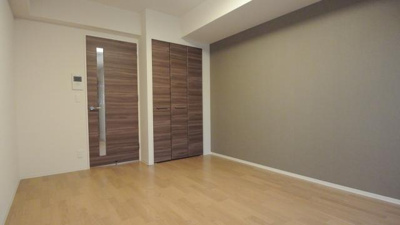 【洋室】 | ディクス梅田東