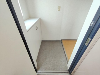 【玄関】 | ワイズステージ