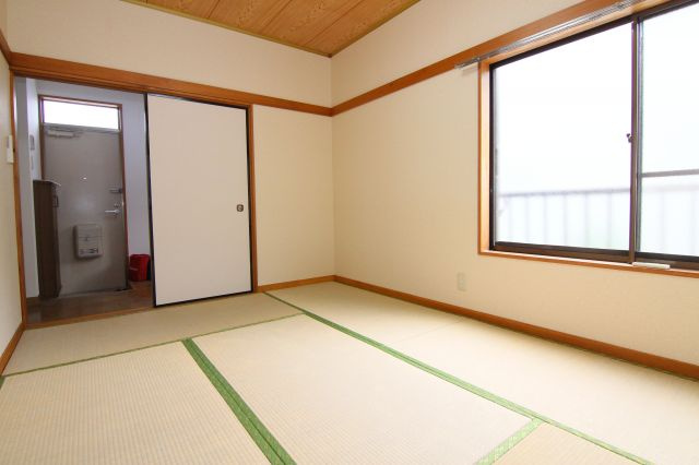 富澤ハイツの和室