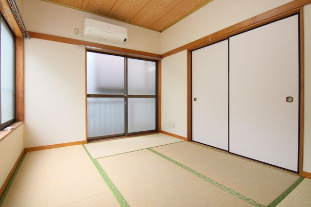 富澤ハイツの和室