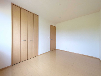 【洋室】 | ソレイユ東阿保