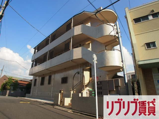 グランデール松波の外観