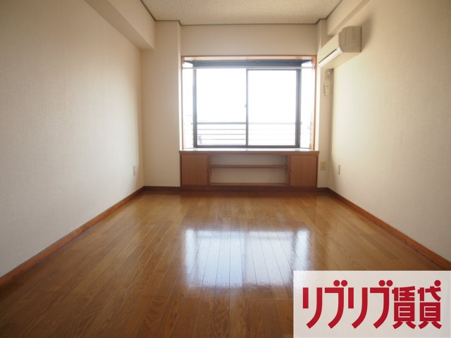 グランデール松波の居間・リビング