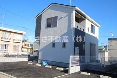 【ロビー】 | 弐分方町戸建 | 北側にＤ棟があります。