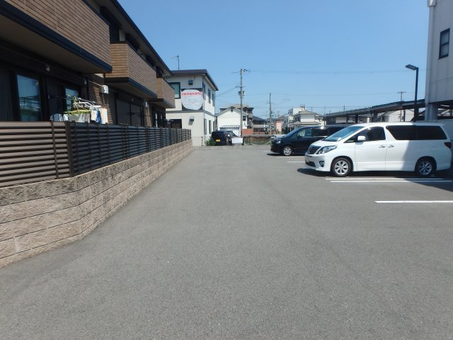 エスペランサ23の駐車場