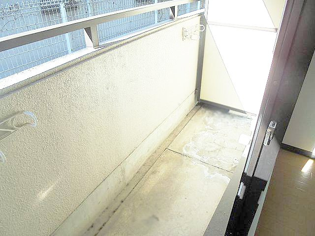 ロイヤルコーポ姫路北条のバルコニー