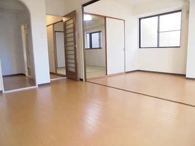 【居間・リビング】 | ロイヤルコーポ姫路北条