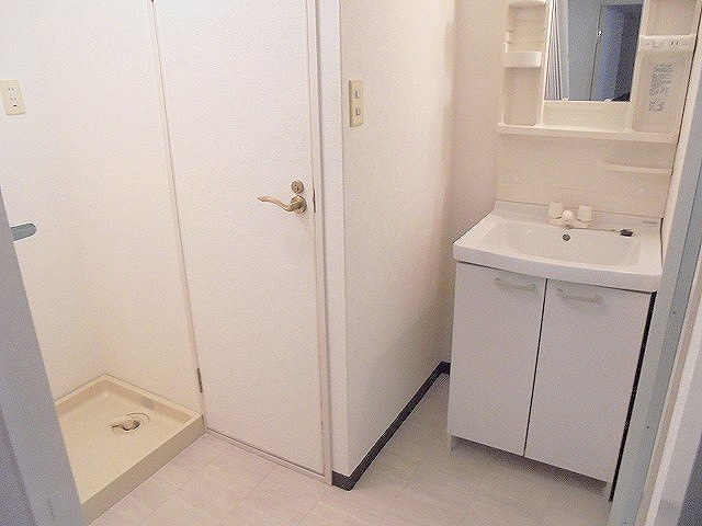 ロイヤルコーポ姫路北条の洗面所
