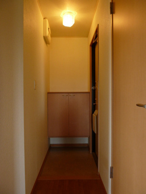 【玄関】 | ハイツ2000